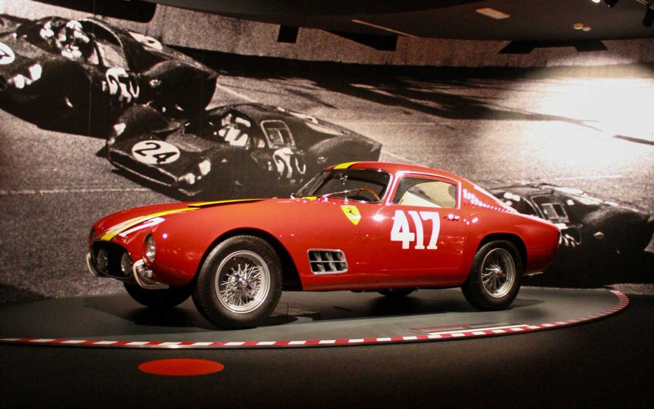 Wyjątkowa Podróż do Maranello