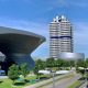 Wycieczki kamperem - siedziba BMW